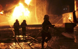 Cháy dữ dội sau vụ nổ nhà máy hóa chất Trung Quốc