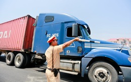 Xử phạt các doanh nghiệp có xe chở hàng quá tải