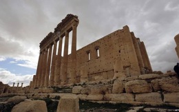 Các đền thờ cổ của Palmyra tiếp tục sụp đổ bởi IS