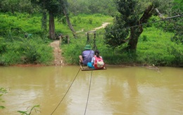 Thêm “làng đu dây” qua suối ở Gia Lai