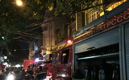 Cháy khách sạn trong phố cổ, dân thủ đô một phen hoảng loạn