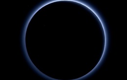 NASA: Diêm Vương tinh cũng có bầu trời xanh tương tự Trái đất