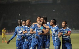 Bóng đá Indonesia chống lệnh FIFA?