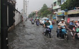 TP.HCM lại cấm xe vì đào 19 tuyến đường chống ngập