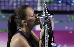 ​Điểm tin tối 1-11: Radwanska vô địch WTA Finals 2015