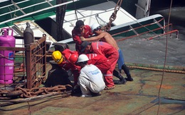 Trục vớt thành công tàu Hoàng Phúc 18 gặp nạn giữa biển