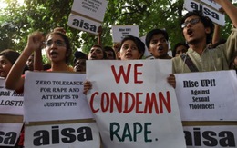 ​Thiếu nữ Ấn Độ bị cưỡng hiếp trên xe buýt đang chạy