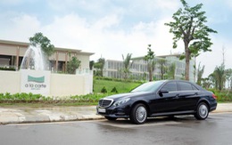 ​Mercedes-Benz Việt Nam giao xe E-Class cho khách sạn A La Carte Sầm Sơn