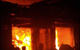 Cháy chợ Đắk Mil, 18 gian hàng bị thiêu rụi