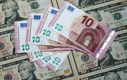 ​Xu hướng “bán euro, mua USD” sẽ phổ biến trong năm 2016