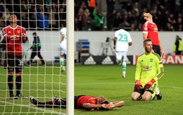 ​Thua ngược Wolfsburg, M.U chia tay Champions League