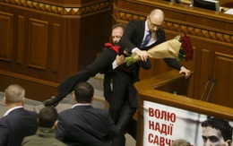 Quốc hội Ukraine ẩu đả: Dấu hiệu rạn nứt lộ diện