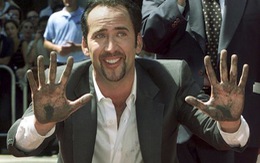 ​Nicolas Cage trả lại sọ khủng long hóa thạch cho chính phủ Mỹ