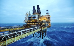 Giá dầu giảm, PVN tăng khai thác dầu khí trên 10%