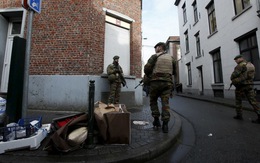 Tìm thấy thuốc nổ, vân tay kẻ khủng bố Paris tại Bỉ