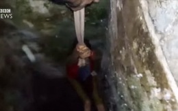 Video cứu cô gái rớt xuống giếng do chụp ảnh tự sướng