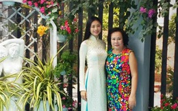Tết Hạnh phúc: Ngô Thanh Vân mặc áo dài chúc tết mẹ