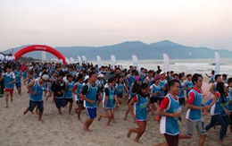 ​5.000 người chạy chân trần trên biển Đà Nẵng