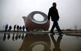 Chùm ảnh: Trung Quốc cấm cửa các “kiến trúc kỳ quái”