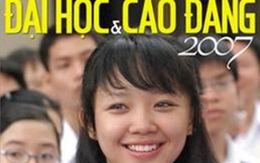 Tóc Tiên hát, tặng đĩa trong Ngày hội tư vấn tuyển sinh - hướng nghiệp 2016