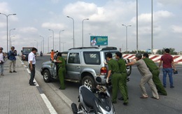 Cảnh sát truy đuổi "xe điên" hàng chục km náo loạn Sài Gòn