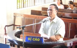 Nguyên PCT phường "lãnh lương hưu giùm"  nhận 13 năm tù