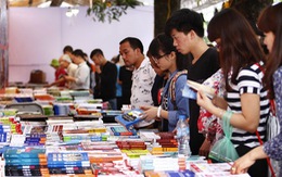 Hội sách Hà Nội đạt doanh thu hơn 10 tỉ đồng