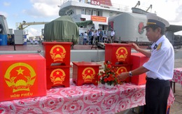Tàu Bộ Tư lệnh vùng 2 ra Biển Đông tổ chức bầu cử