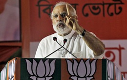 Căng thẳng quanh việc thủ tướng Ấn Độ bị tố xài bằng giả