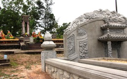 Di tích lăng mộ Thái Phiên - Trần Cao Vân bị lấn chiếm