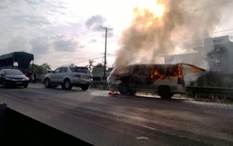 Tông liên hoàn, xe ô tô cháy rụi trên quốc lộ 1A
