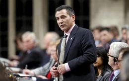 Bộ trưởng Ngư nghiệp Canada từ chức để…cai rượu