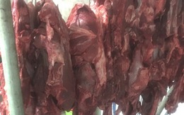 Tẩm máu để biến thịt trâu thành thịt bò