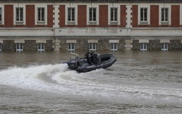 Pháp tổn thất cả 2 tỉ euro vì lũ lụt