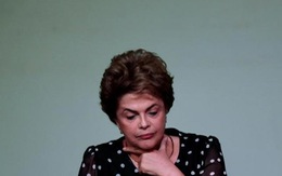Bà Rousseff le lói hi vọng thoát tội