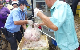 Phát hiện hơn 600kg thịt bẩn không chủ ở chợ Đồng Xoài