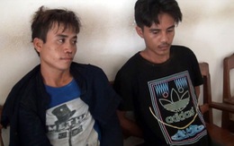 Bắt hai người Lào mang 12 ngàn viên ma túy đi bán