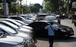 Ra trung tâm Sài Gòn, gửi ôtô ở đâu?