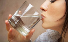 ​Những lợi ích khi bạn uống nước đều đặn