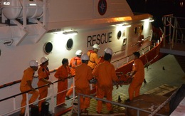 Đà Nẵng: Vượt biển đêm cứu thuyền viên gặp nạn trên biển
