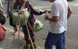 Du khách Trung Quốc quấy người bán chuối ở Đà Nẵng