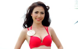 Người đẹp phía Nam khoe dáng với bikini