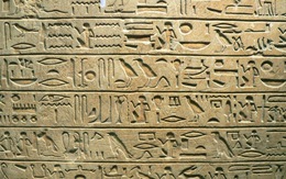 Xuất bản sách dịch chữ tượng hình của Ai Cập cổ đại