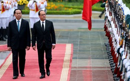 Tổng thống Pháp François Hollande bắt đầu thăm Việt Nam 