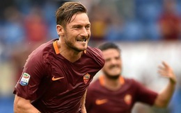 Totti ghi bàn ở phút 90+3, Roma thắng kịch tính Sampdoria