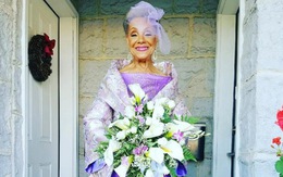 Xem cô dâu 86 tuổi tự thiết kế áo cưới lãng mạn