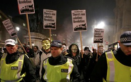 Anonymous ra oai tổng biểu tình, hàng chục người bị bắt