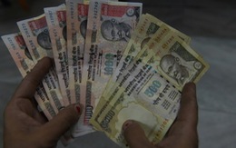 ​Ấn Độ thu hồi tờ bạc 500, 1000 rupee chống tham nhũng