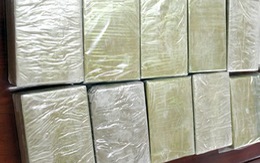 Bắt nghi phạm ôm 20 bánh heroin từ Lào về Việt Nam