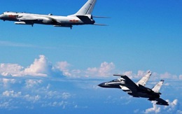 Máy bay ném bom Trung Quốc vờn quanh Đài Loan